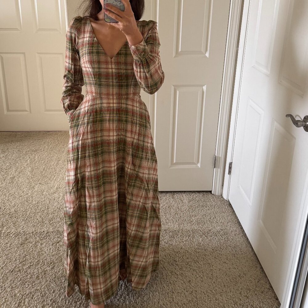 Elegant Plaid V-Neck Maxi Dress